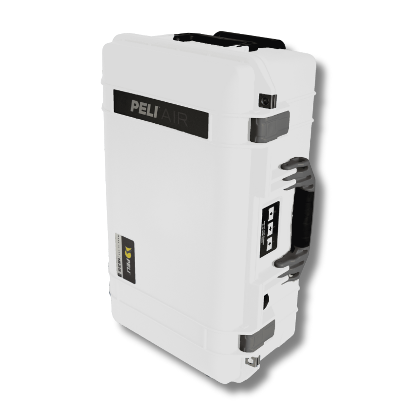 Peli Air 1535, Weiß mit silbernem Griff und Verschlüssen