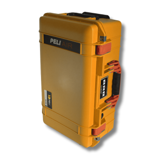 Peli Air 1535, Gelb mit orangefarbenem Griff und Verschlüssen