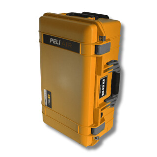 Peli Air 1535, jaune avec fermoirs et poignée argentés