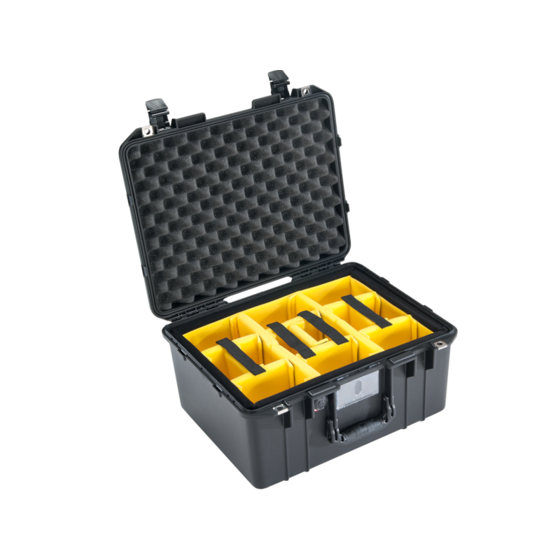 Peli Air 1557 avec système de compartimentation, noir