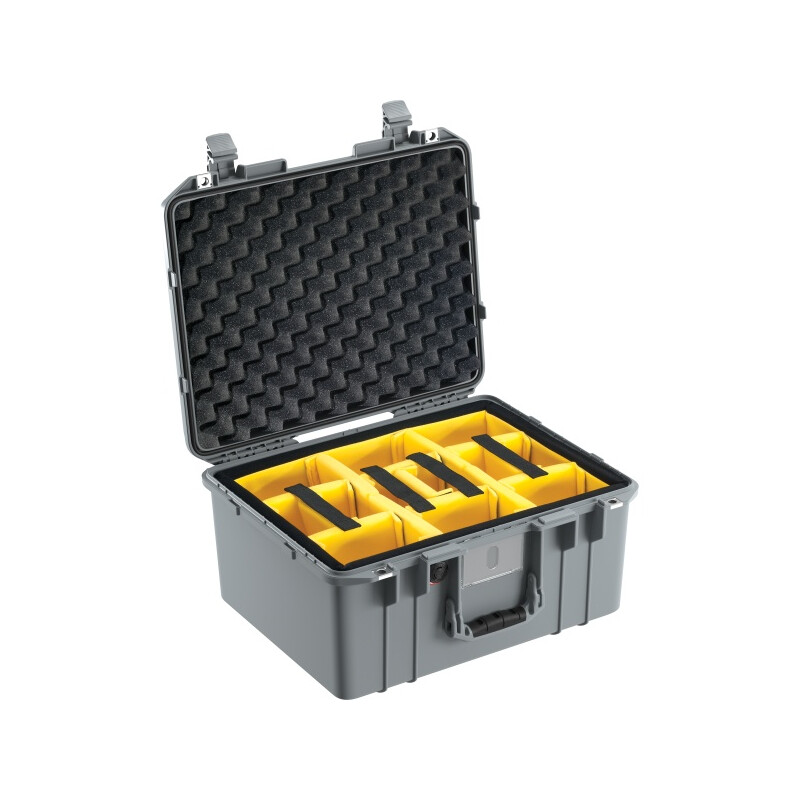 Peli Air 1557 met verdeelsysteem, zilver