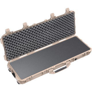 Peli Case 1720 con espuma, color tostado desierto (arena)